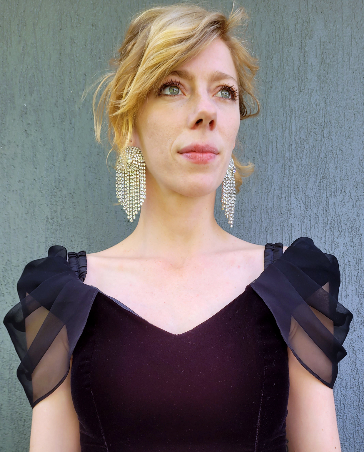 Truworths Velvet Cocktail Dress 6-8au - Image 2